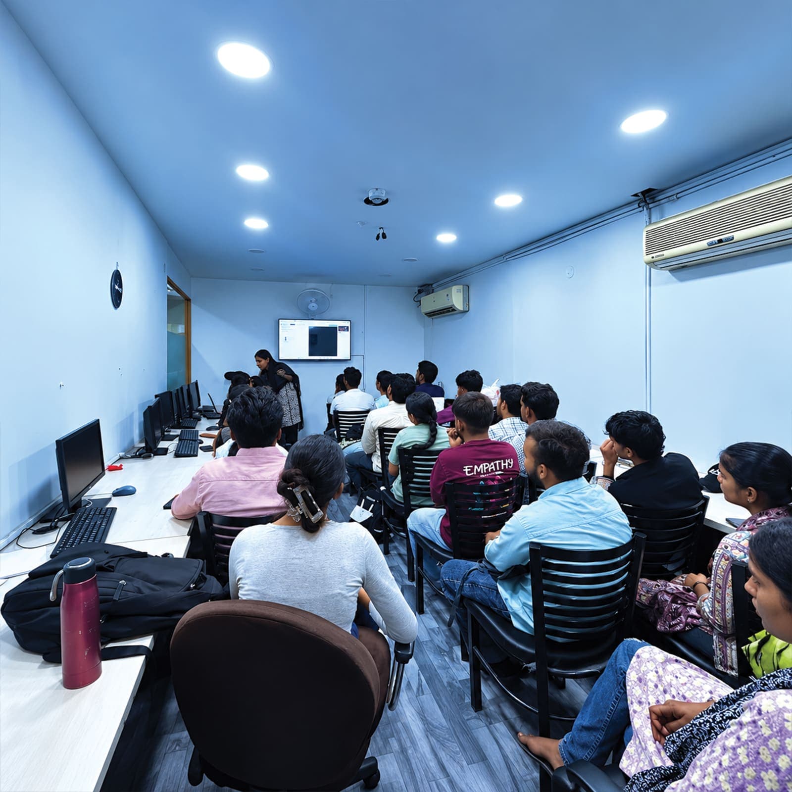 Learning through live demos